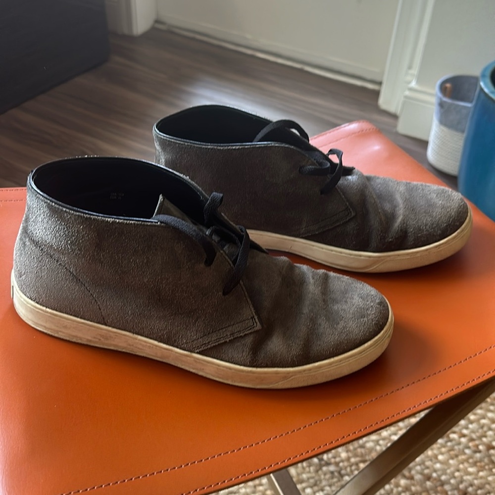 Vince Men’s Hi Top Shoes in Gray - Size 10